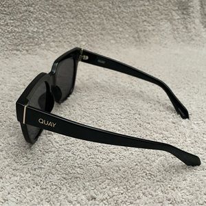 QUAY SUNGLASSES